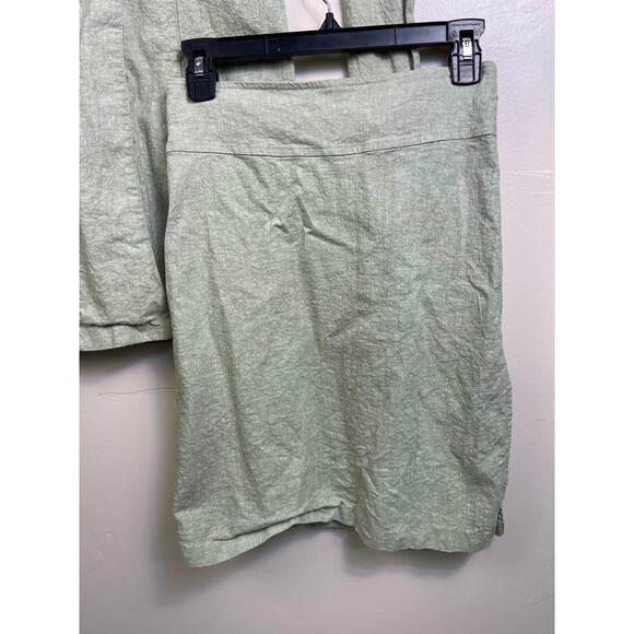 Womens Wrapper Brand Light Sage Green Two Piece Outfit Blazer and Skirt Size 7/8 - Picture 2 of 7